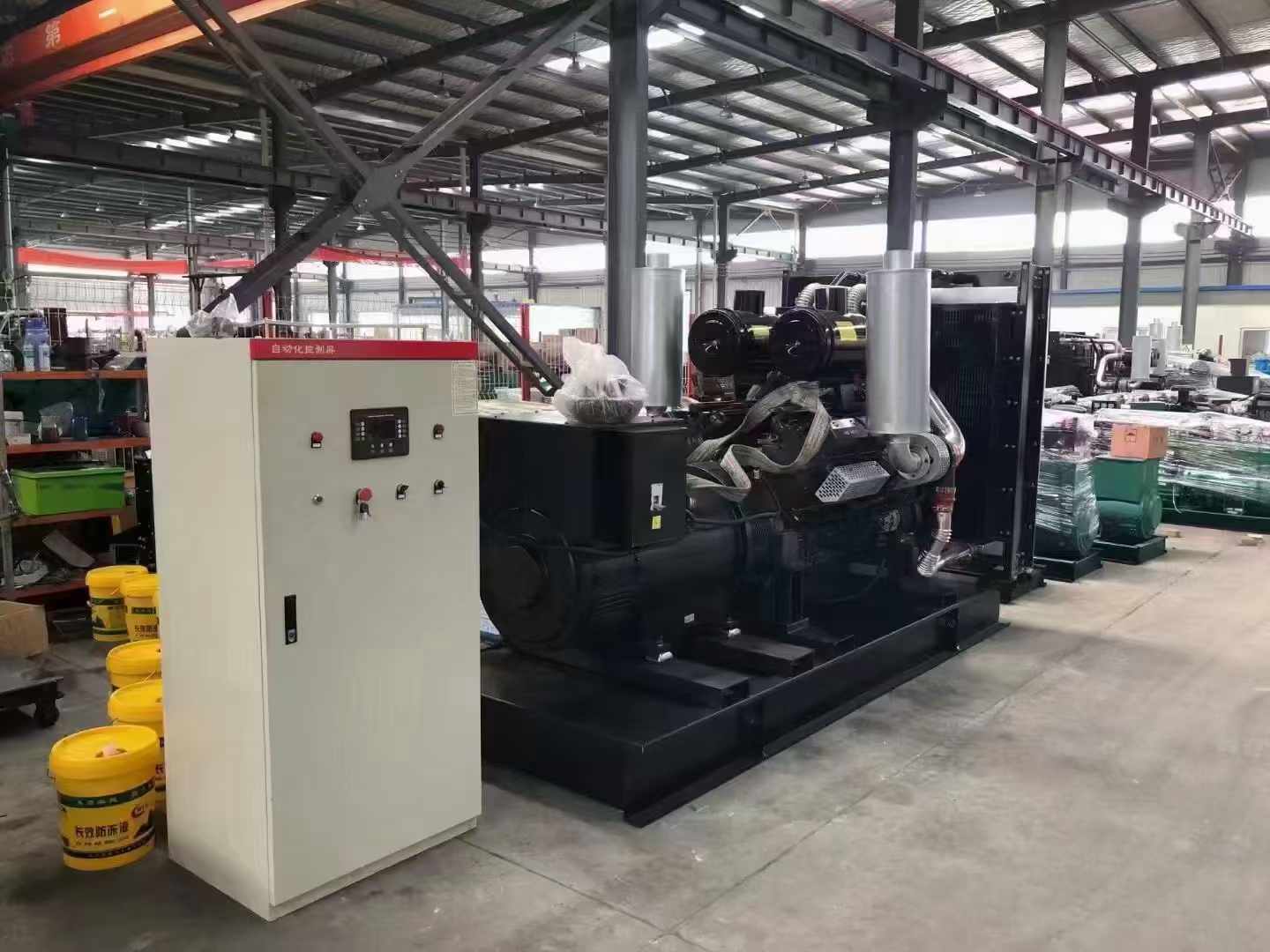 广州柴油发电机运行时的噪音和振动水平如何?