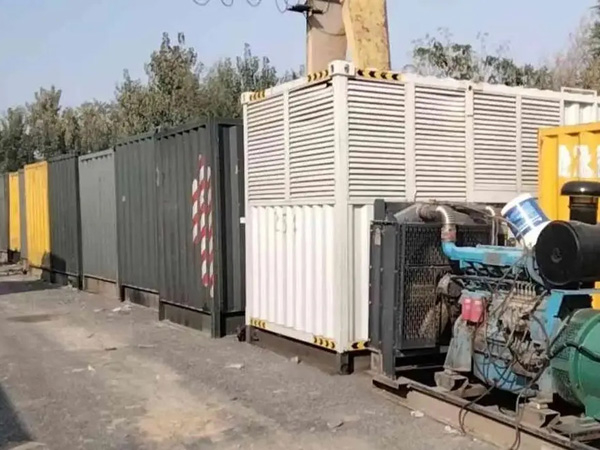 广州200KW柴油发电机机组每小时油耗是多少？